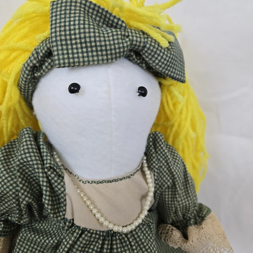 Vtg Inspired‎ Handmade Jointed Fabric Doll Green Gingham Dress Yellow Yarn Hair